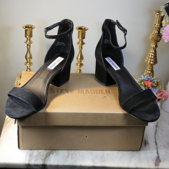 Steve Madden Shoes - NiB Steve Madden black strappy dress suede sandals 9.5 EUC